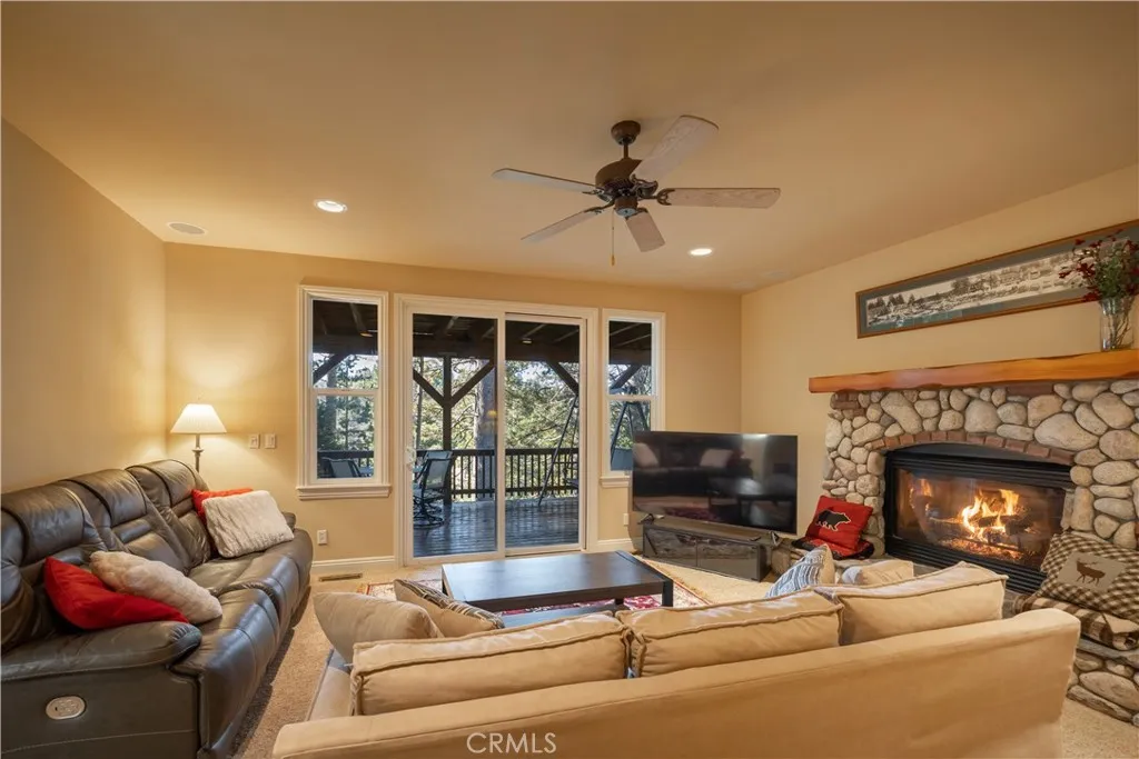 173 Grizzly Road, Lake Arrowhead, California 92352 home-pic-24