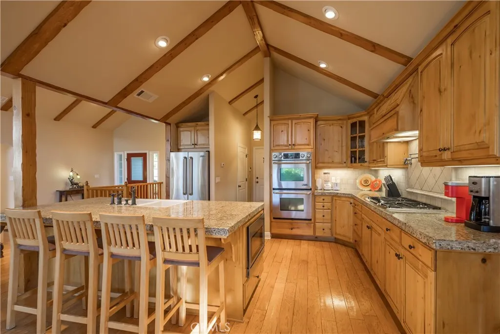 173 Grizzly Road, Lake Arrowhead, California 92352 home-pic-11
