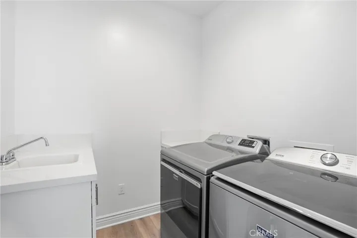 Laundry Room, Upper Level