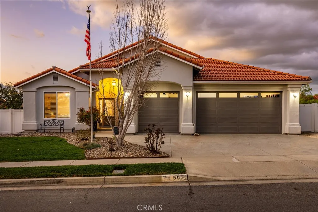 507 Grand Canyon, Paso Robles, California 93446 home-pic-1