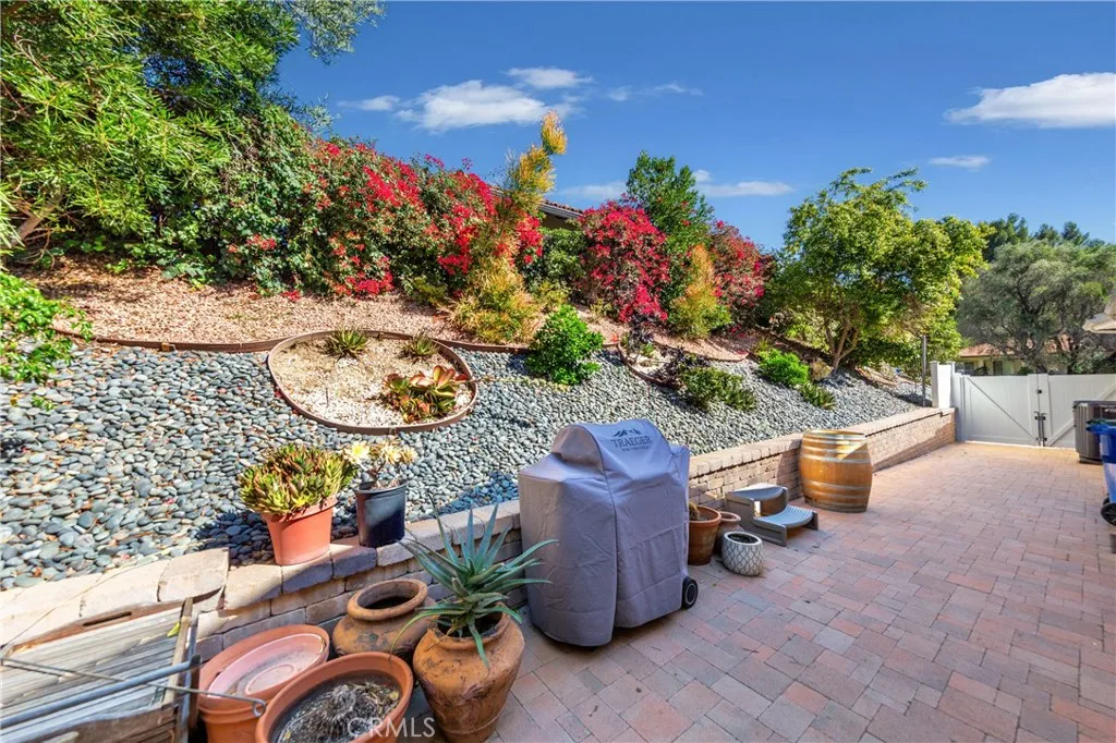 12441 Daryl Avenue, Granada Hills, California 91344 home-pic-24