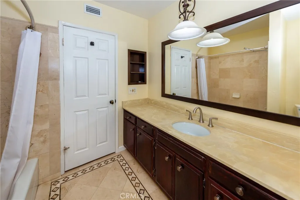12441 Daryl Avenue, Granada Hills, California 91344 home-pic-20
