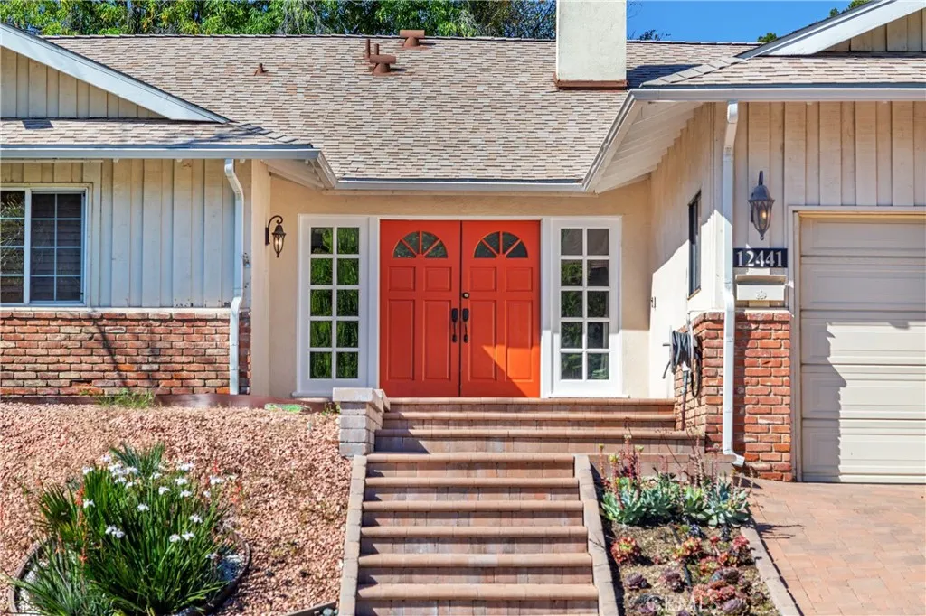 12441 Daryl Avenue, Granada Hills, California 91344 home-pic-2