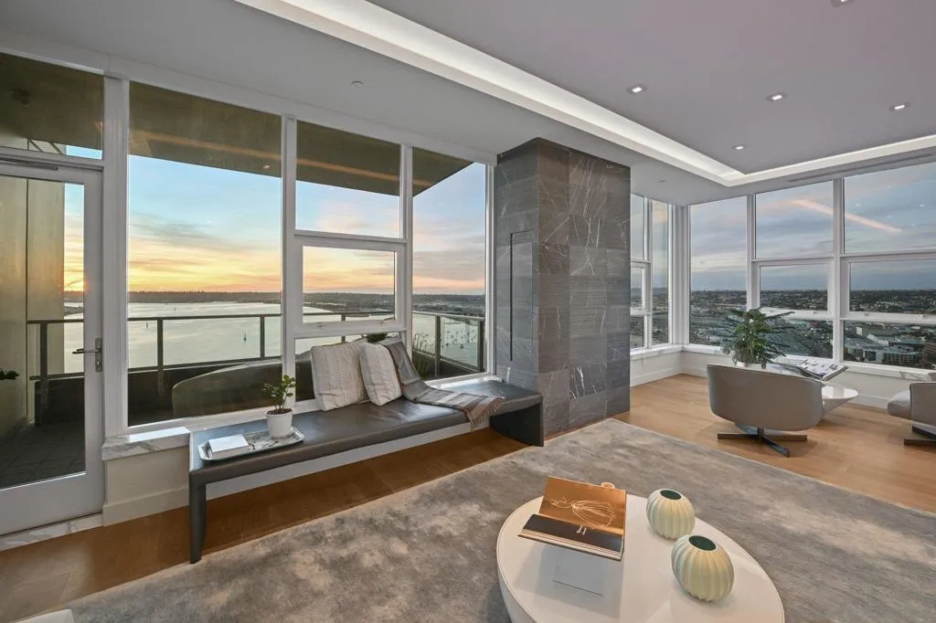1325 Pacific Hwy 3503, San Diego, California 92101 home-pic-8