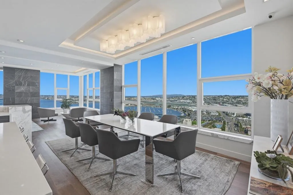 1325 Pacific Hwy 3503, San Diego, California 92101 home-pic-6