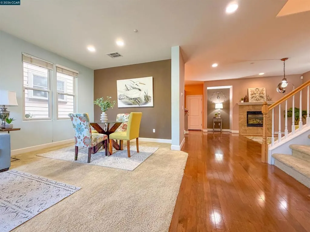 3198 3198 S Front St, Hercules, California 94547 home-pic-8