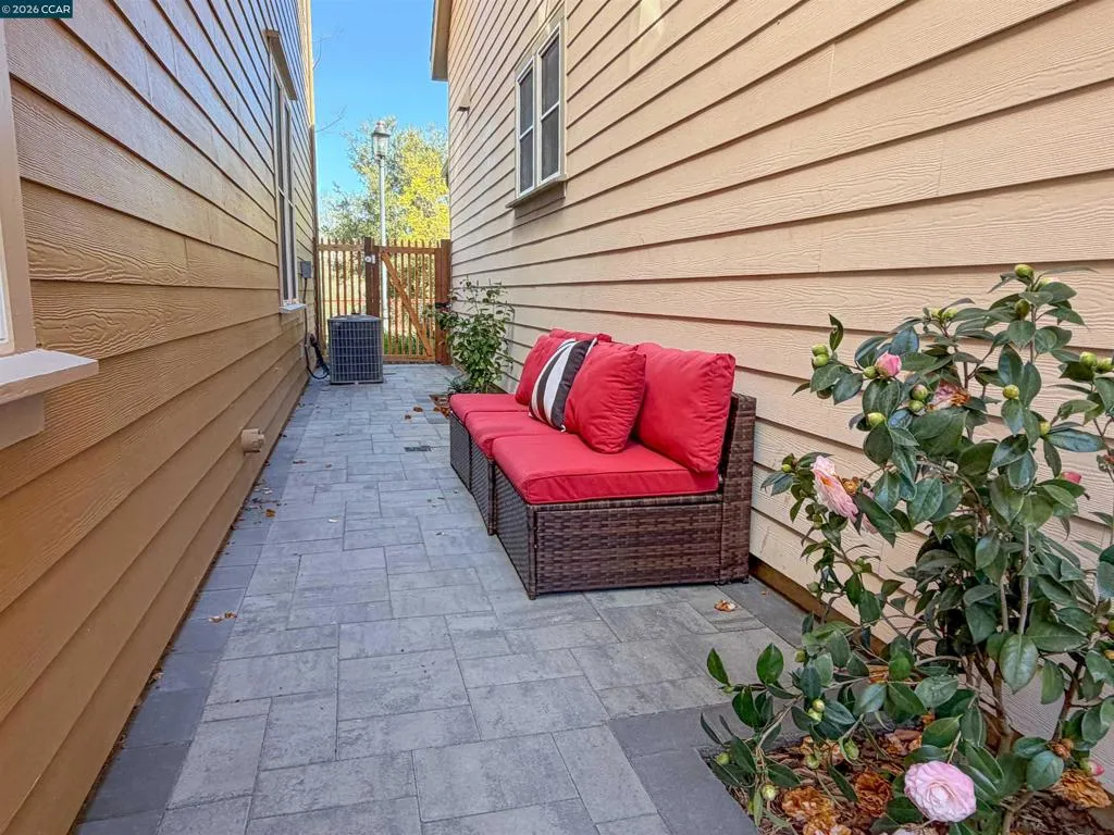 3198 3198 S Front St, Hercules, California 94547 home-pic-29