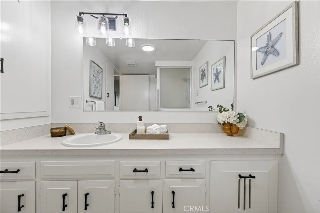 1200 Canoe Brook Drive 19d, Seal Beach, California 90740 home-pic-23