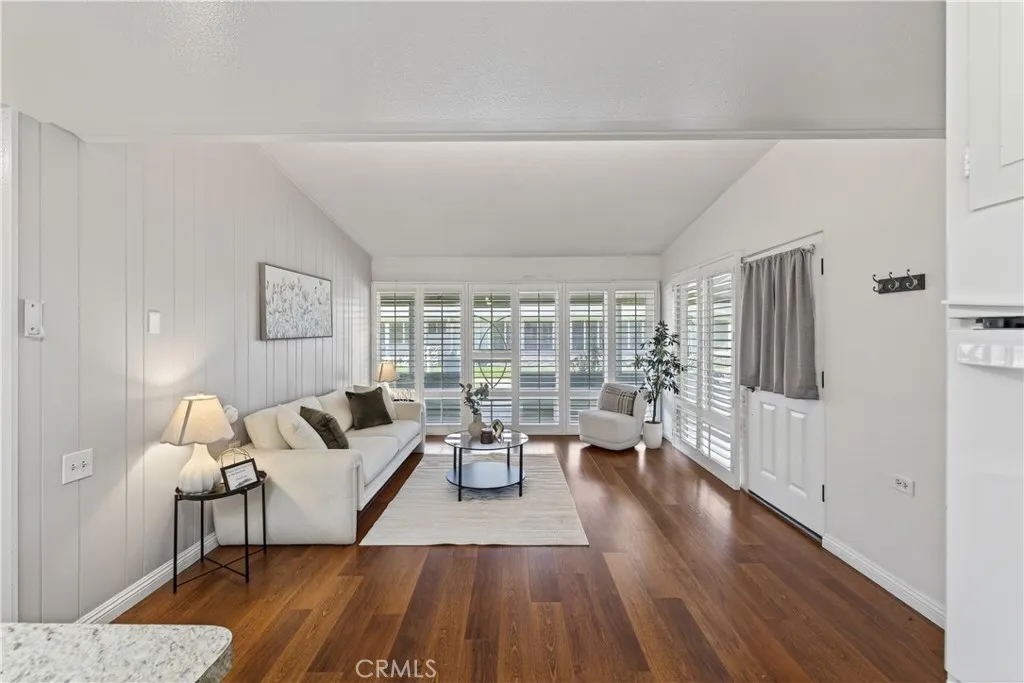 1200 Canoe Brook Drive 19d, Seal Beach, California 90740 home-pic-14