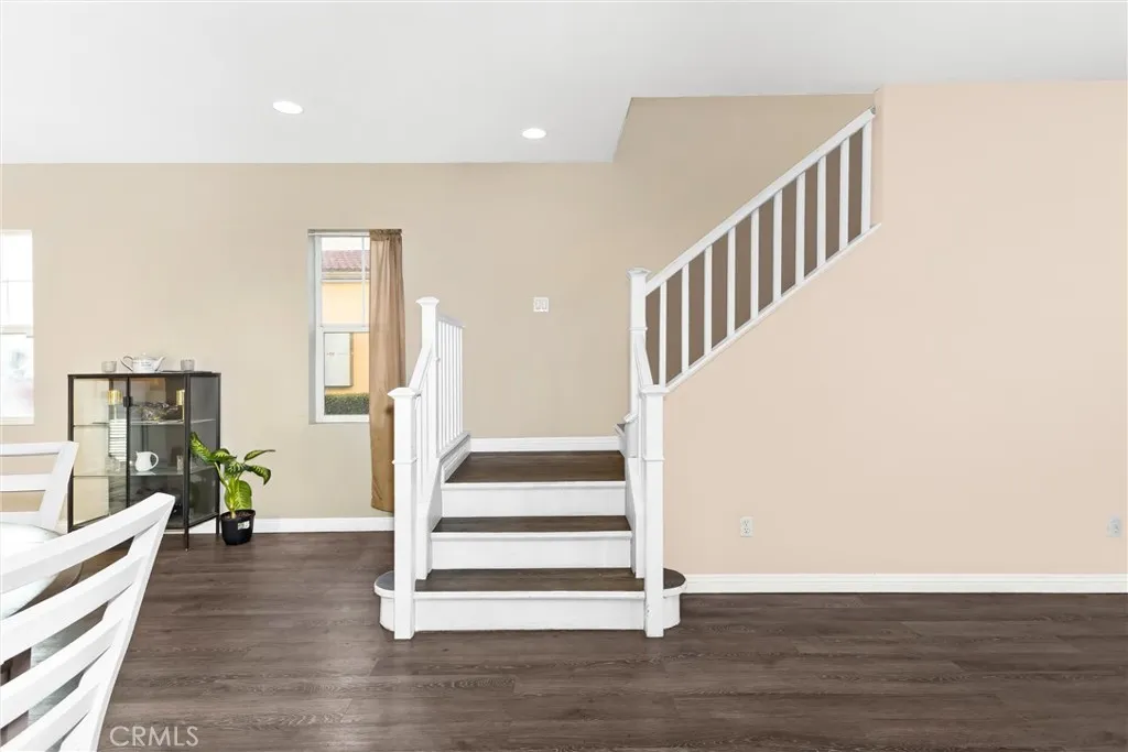 2618 W Via San Carlos, San Bernardino, California 92410 home-pic-11