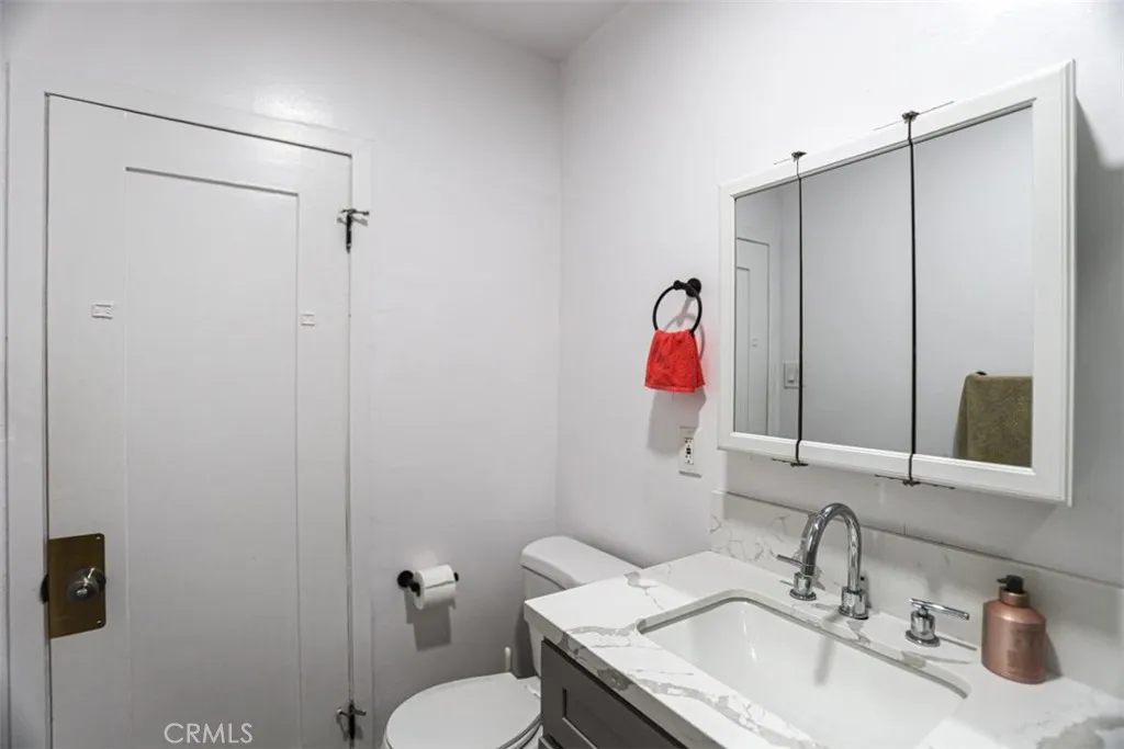 6792 Gaviota, Long Beach, California 90805 home-pic-18