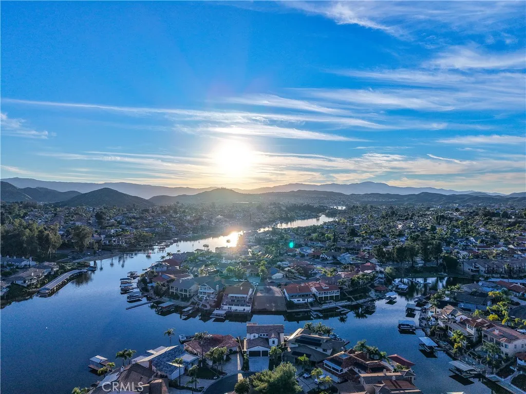 30361 Clear Water, Canyon Lake, California 92587 home-pic-68