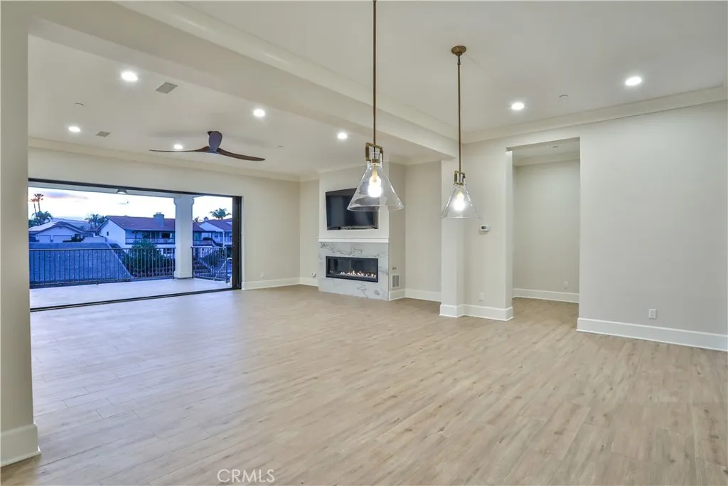 30361 Clear Water, Canyon Lake, California 92587 home-pic-19
