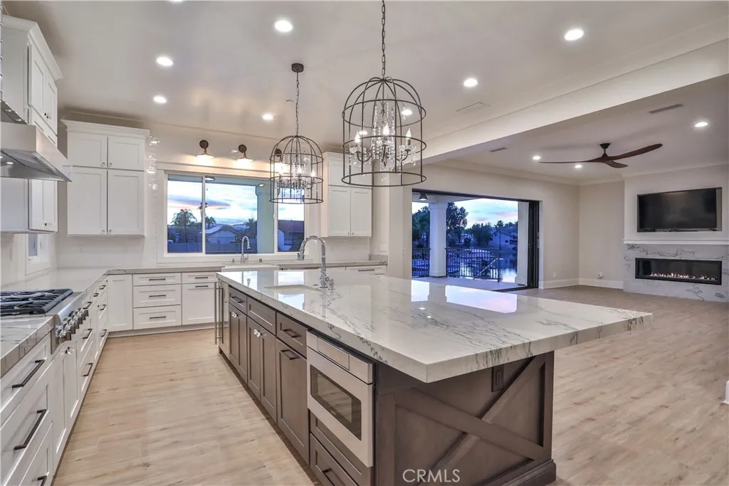 30361 Clear Water, Canyon Lake, California 92587 home-pic-13