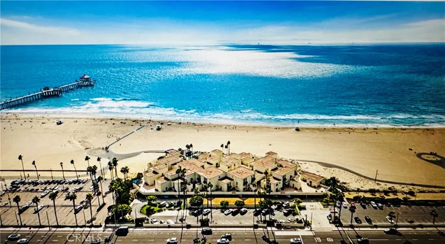 711 Pacific Coast 330, Huntington Beach, California 92648
