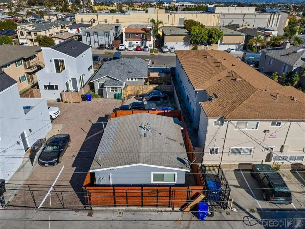 4046 Cherokee Ave, San Diego, California 92104 home-pic-24