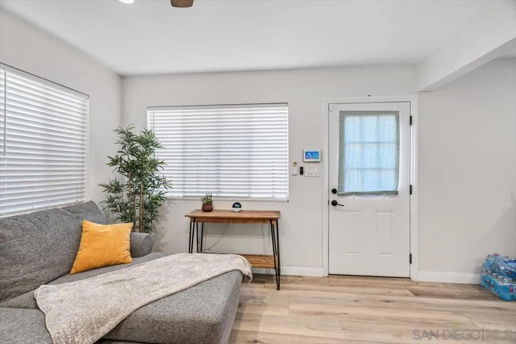 4046 Cherokee Ave, San Diego, California 92104 home-pic-7