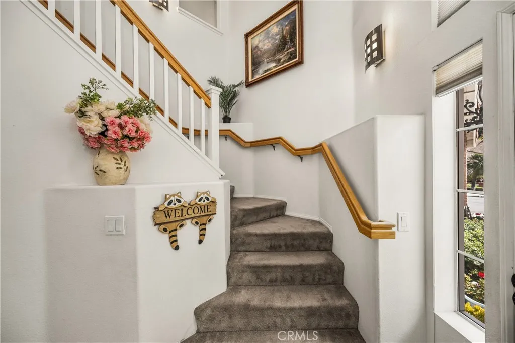 993 S Dylan Way, Anaheim Hills, California 92808 home-pic-29