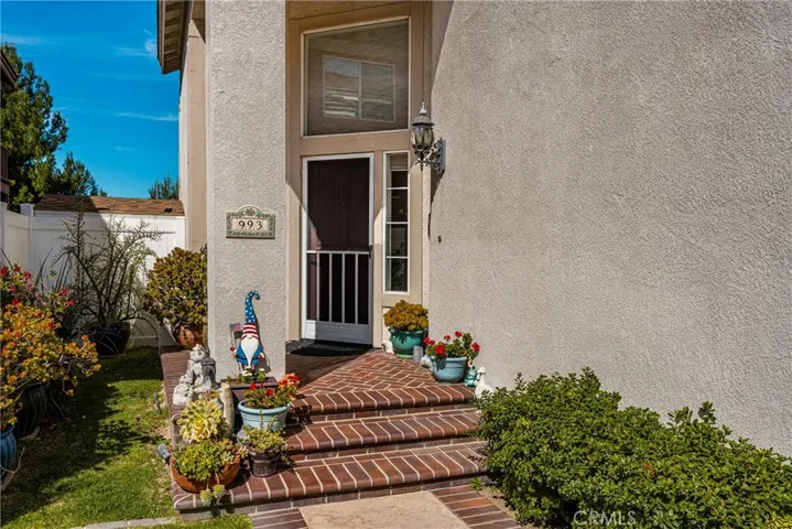 993 S Dylan Way, Anaheim Hills, California 92808