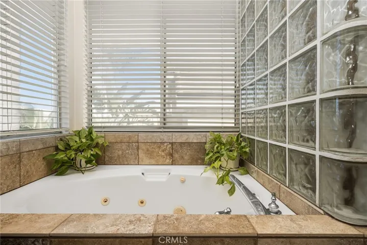993 S Dylan Way, Anaheim Hills, California 92808