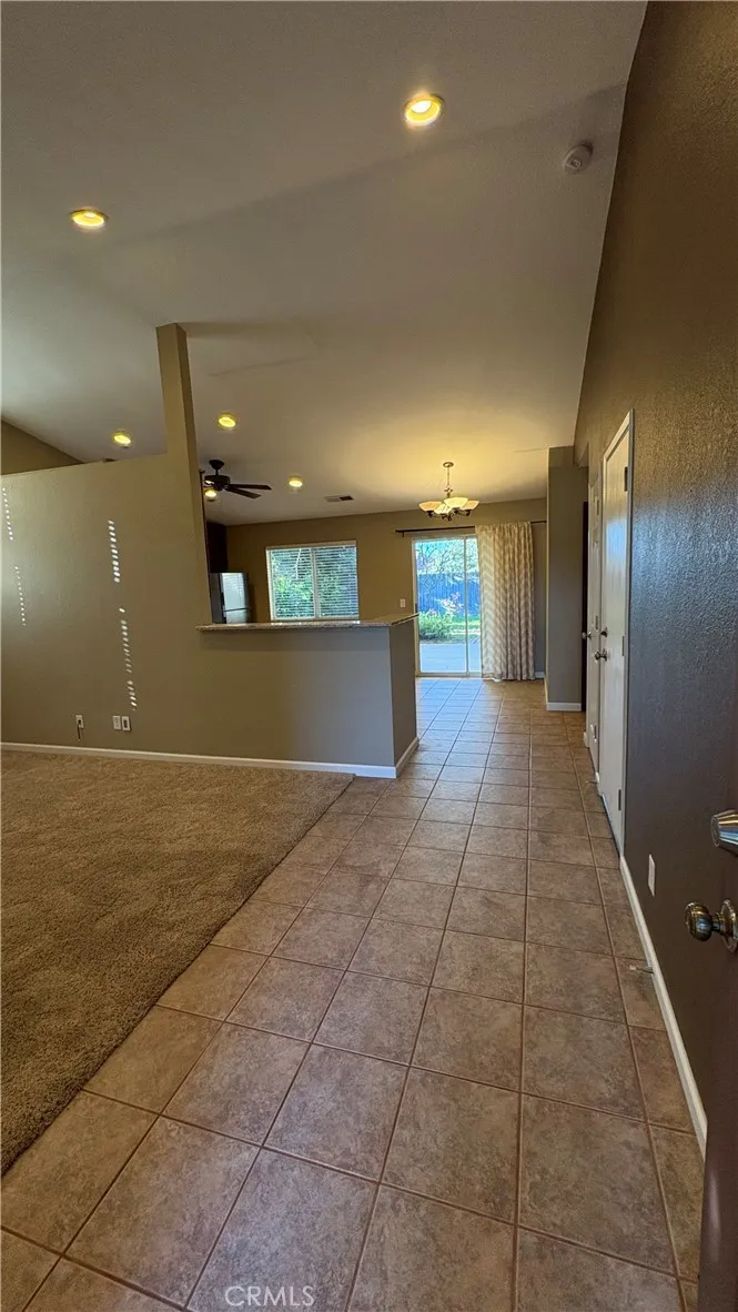 1463 Hunter, Merced, California 95340 home-pic-3