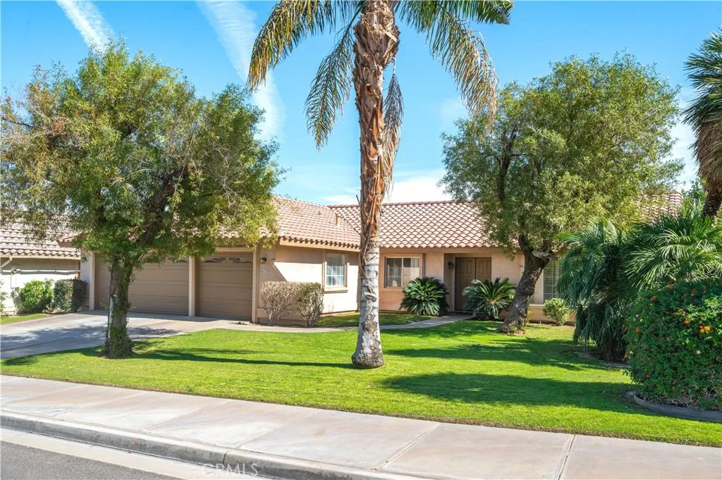 44370 Buttercup Lane, La Quinta, California 92253 home-pic-17