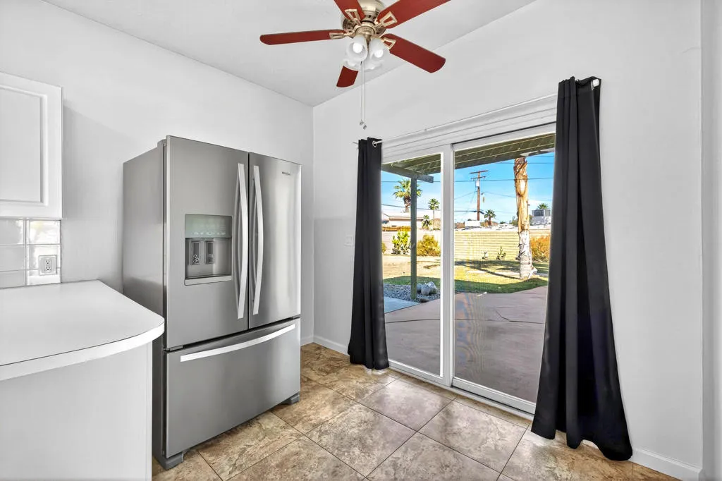 38703 Bel Air Drive, Cathedral City, California 92234 home-pic-11