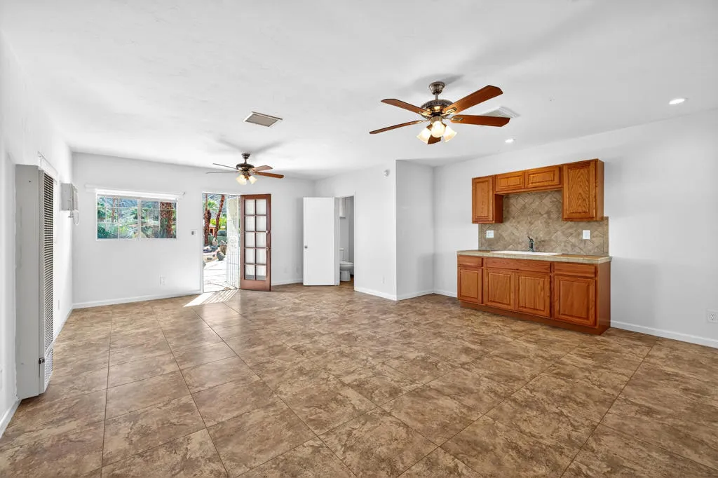 38703 Bel Air Drive, Cathedral City, California 92234 home-pic-18