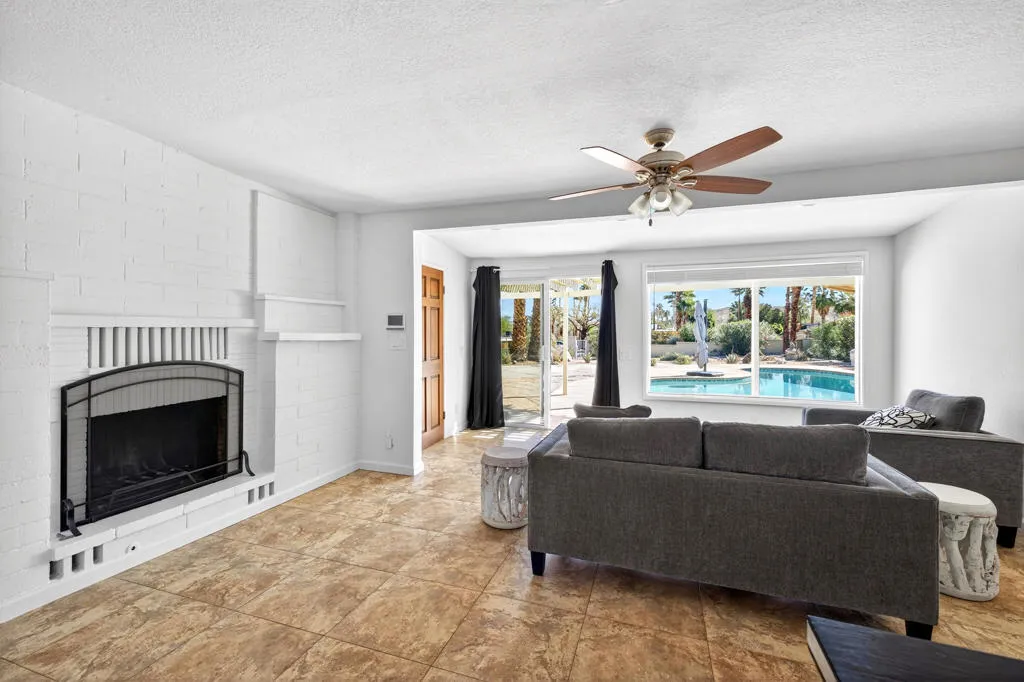 38703 Bel Air Drive, Cathedral City, California 92234 home-pic-6