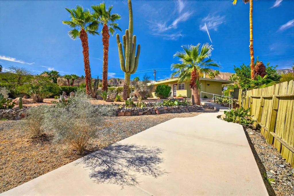 38703 Bel Air Drive, Cathedral City, California 92234 home-pic-29
