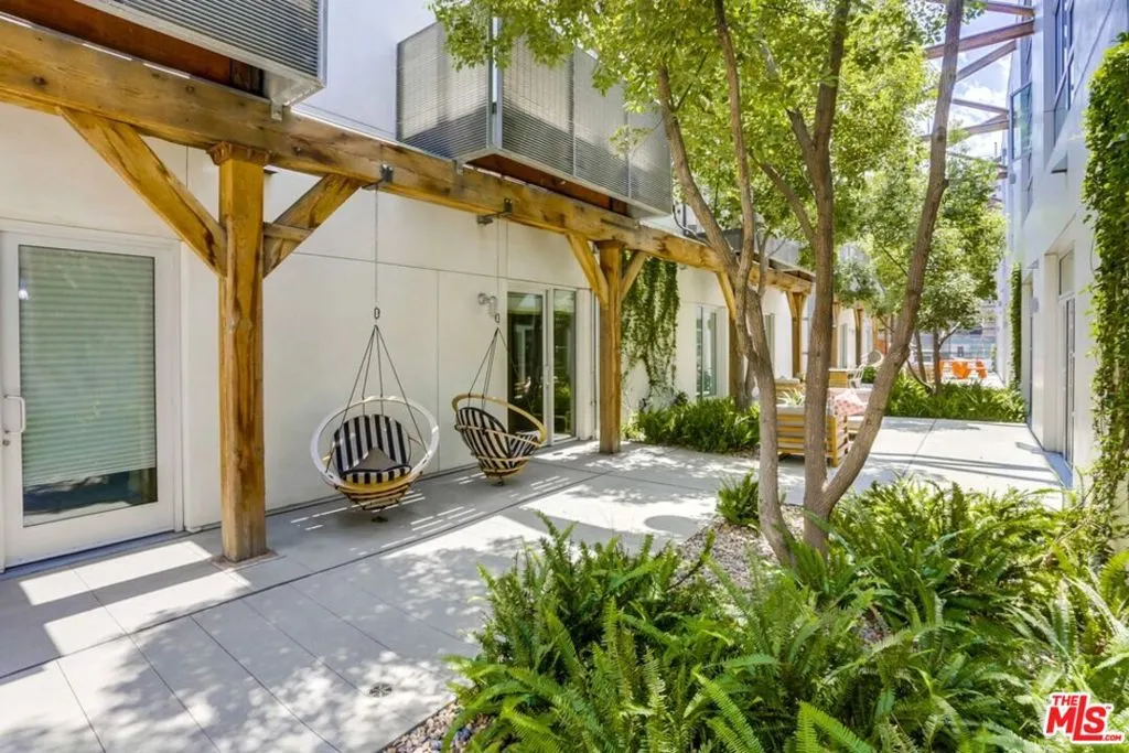 527 Molino Street 310, Los Angeles, California 90013 home-pic-21