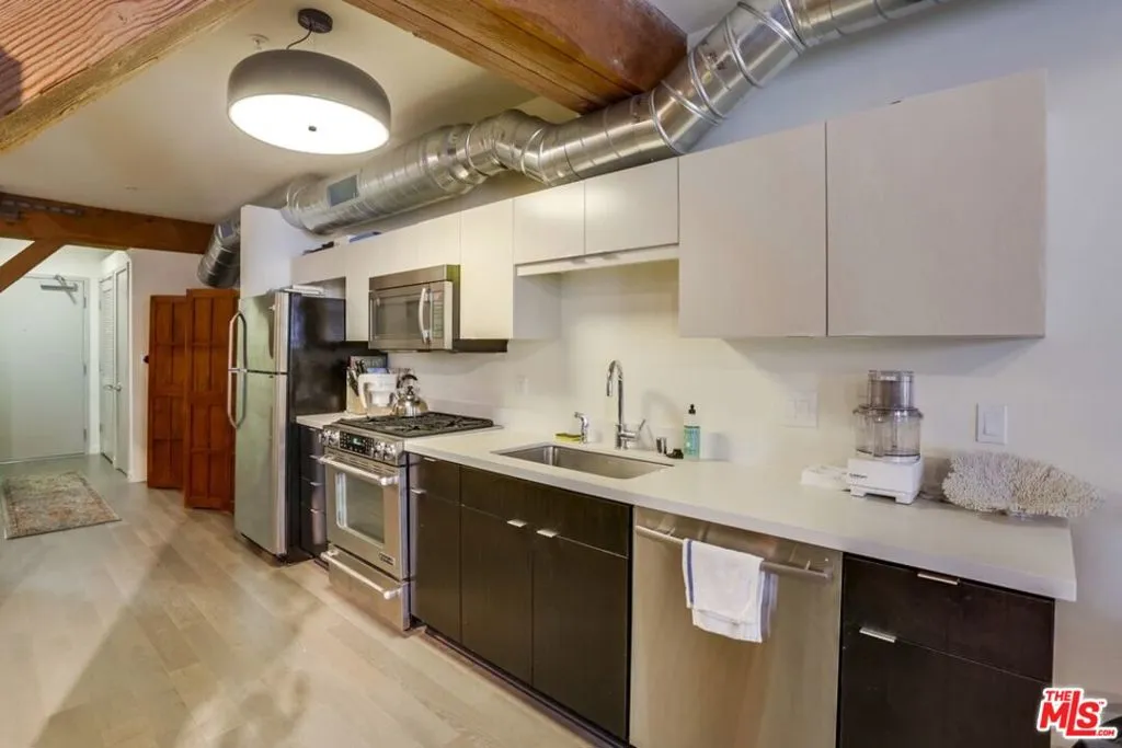 527 Molino Street 310, Los Angeles, California 90013 home-pic-5