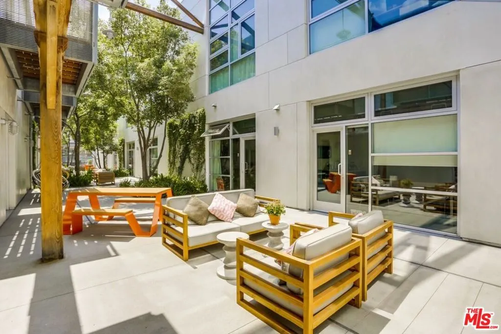 527 Molino Street 310, Los Angeles, California 90013 home-pic-20