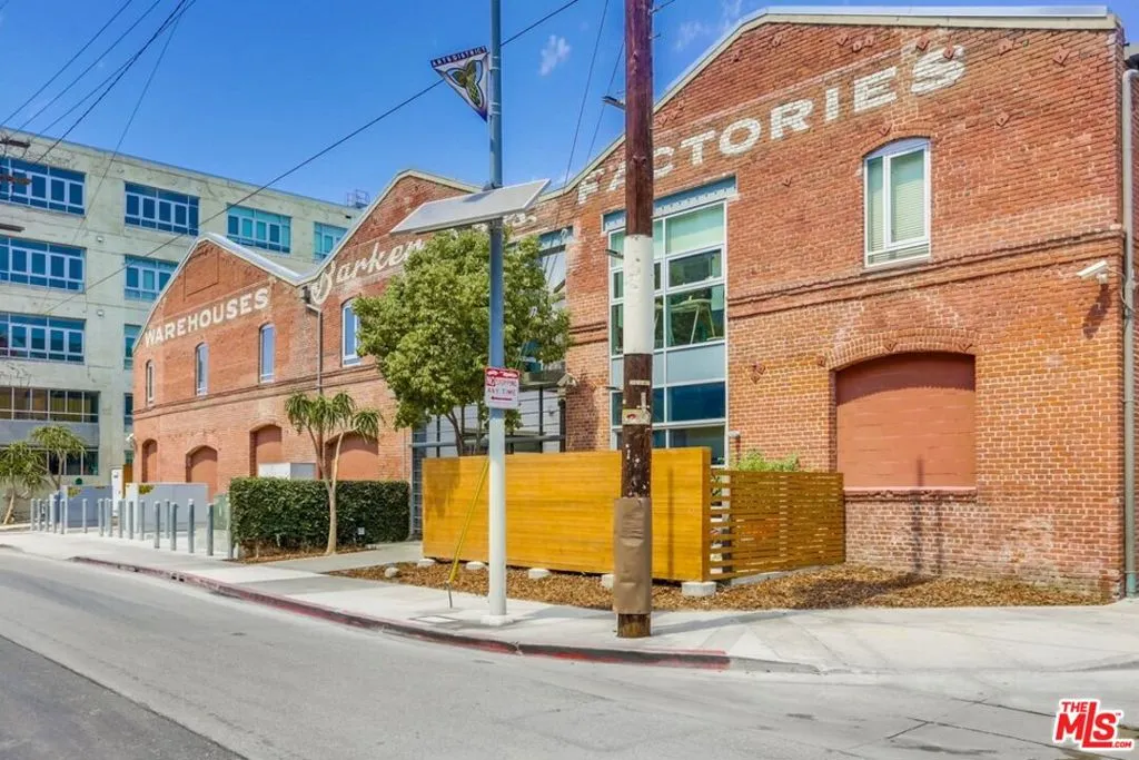 527 Molino Street 310, Los Angeles, California 90013 home-pic-22