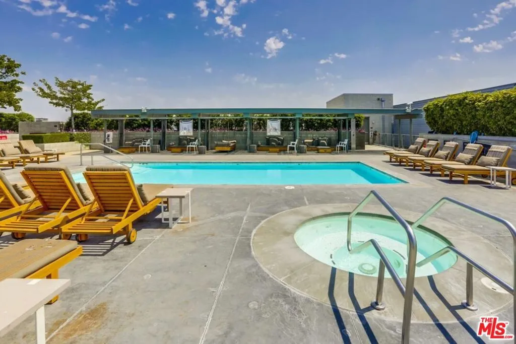 527 Molino Street 310, Los Angeles, California 90013 home-pic-14