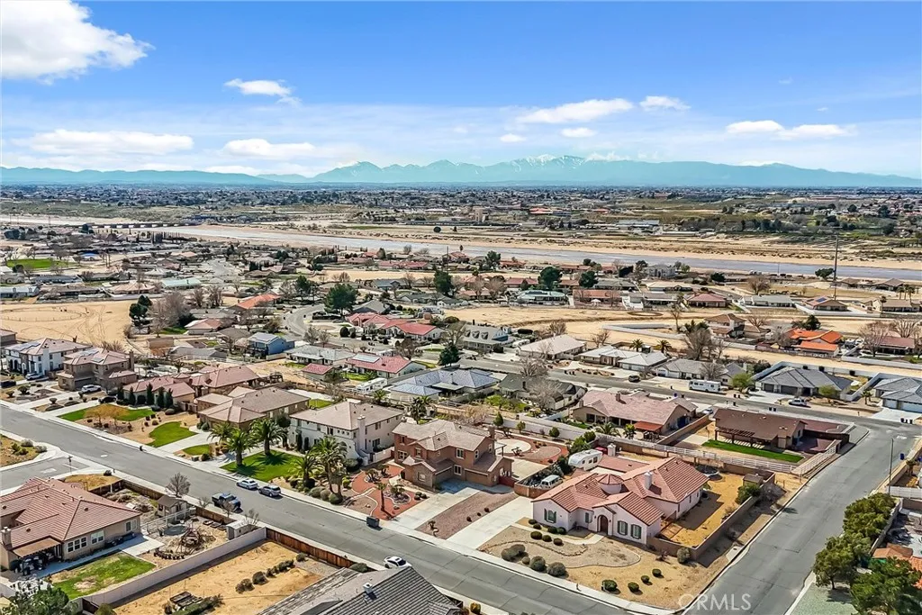 12690 Mar Vista, Apple Valley, California 92308 home-pic-41