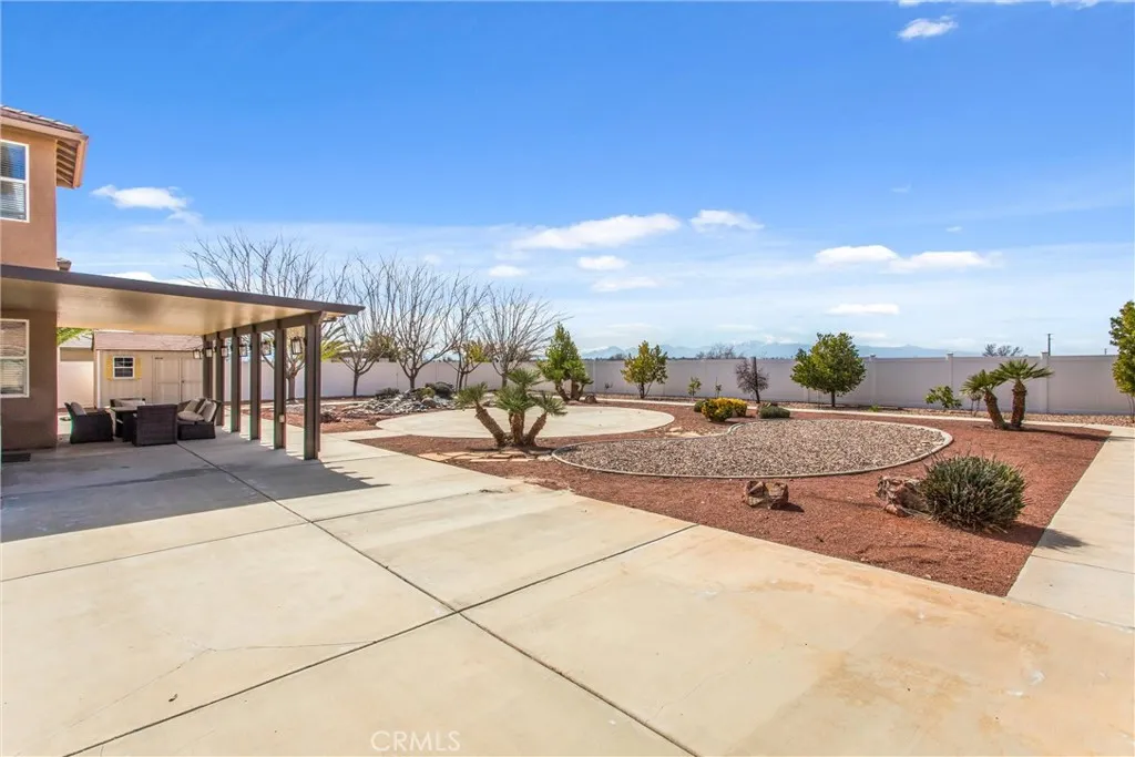 12690 Mar Vista, Apple Valley, California 92308 home-pic-29