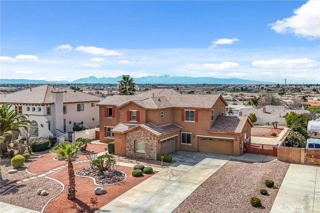 12690 Mar Vista, Apple Valley, California 92308 home-pic-35