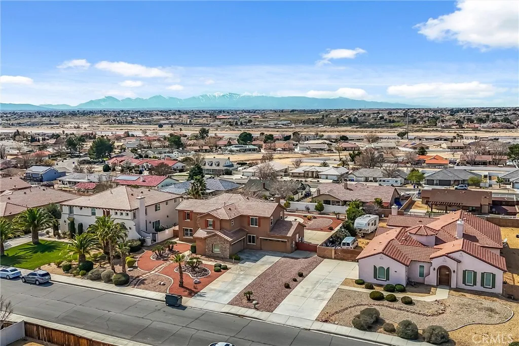 12690 Mar Vista, Apple Valley, California 92308 home-pic-40
