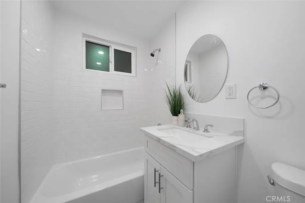 11715 Samoline, Downey, California 90241 home-pic-11