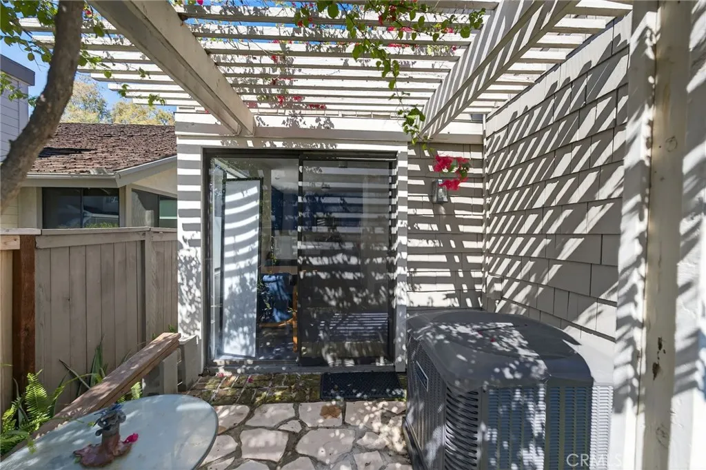 10 Pinewood, Irvine, California 92604 home-pic-30