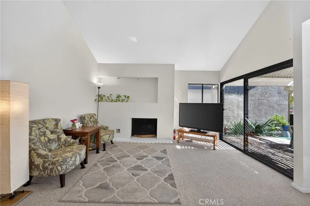 10 Pinewood, Irvine, California 92604 home-pic-5