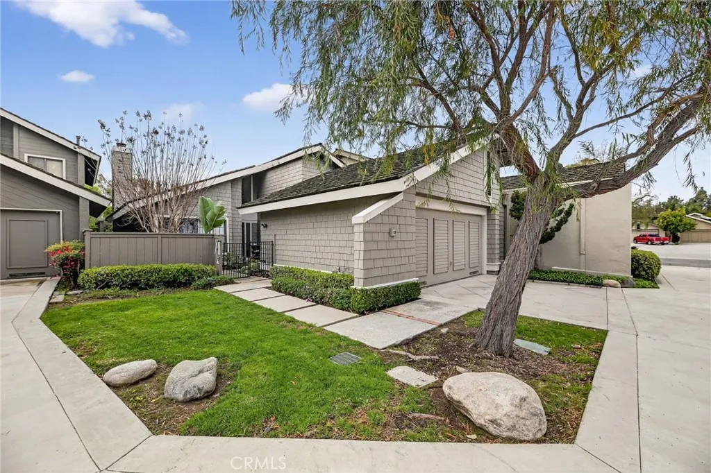10 Pinewood, Irvine, California 92604 home-pic-1
