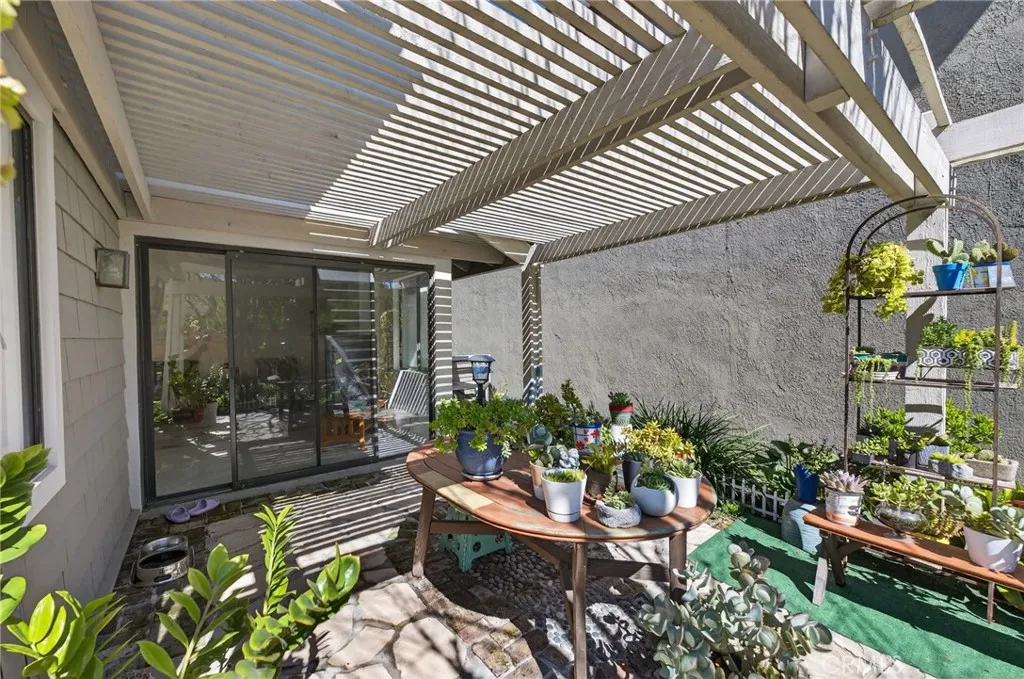 10 Pinewood, Irvine, California 92604 home-pic-26