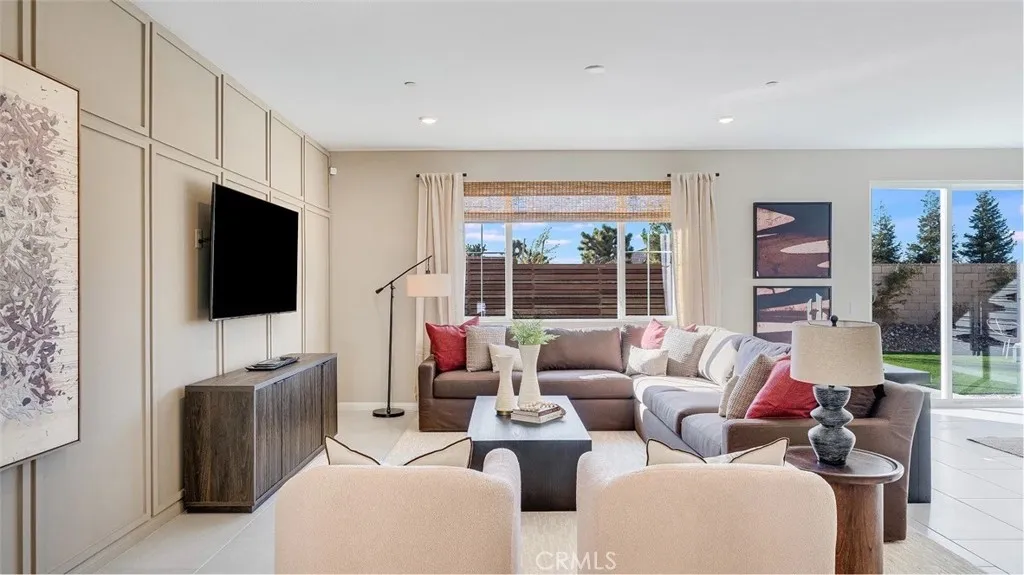 7486 Bucknell Avenue, Hesperia, California 92345 home-pic-4