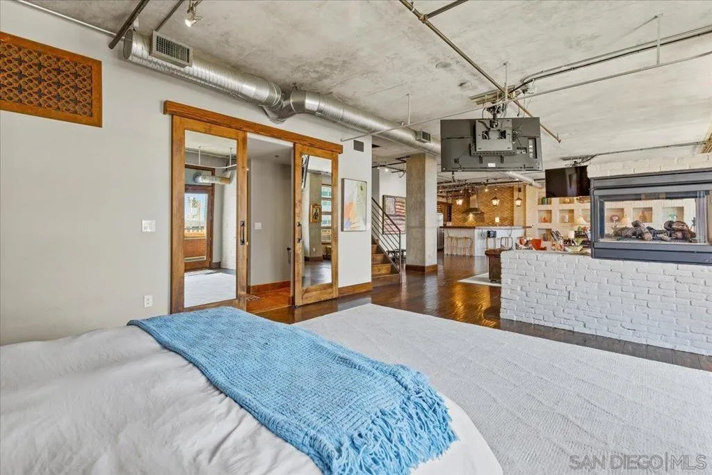 877 Island Ave 1006, San Diego, California 92101 home-pic-61
