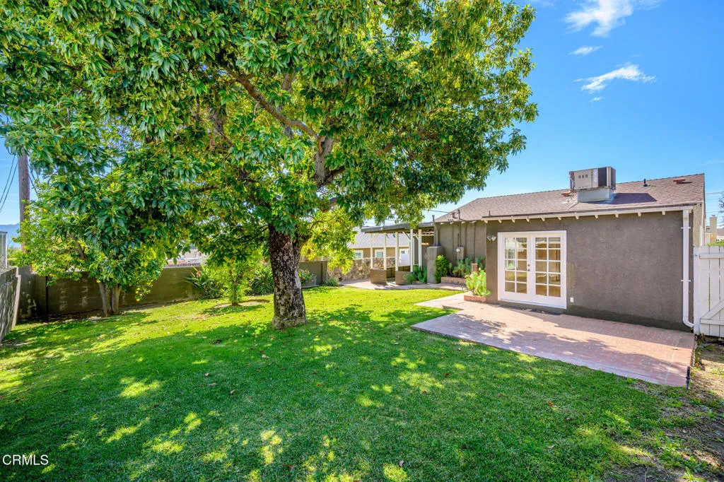 2444 N Parish Place, Burbank, California 91504 home-pic-38