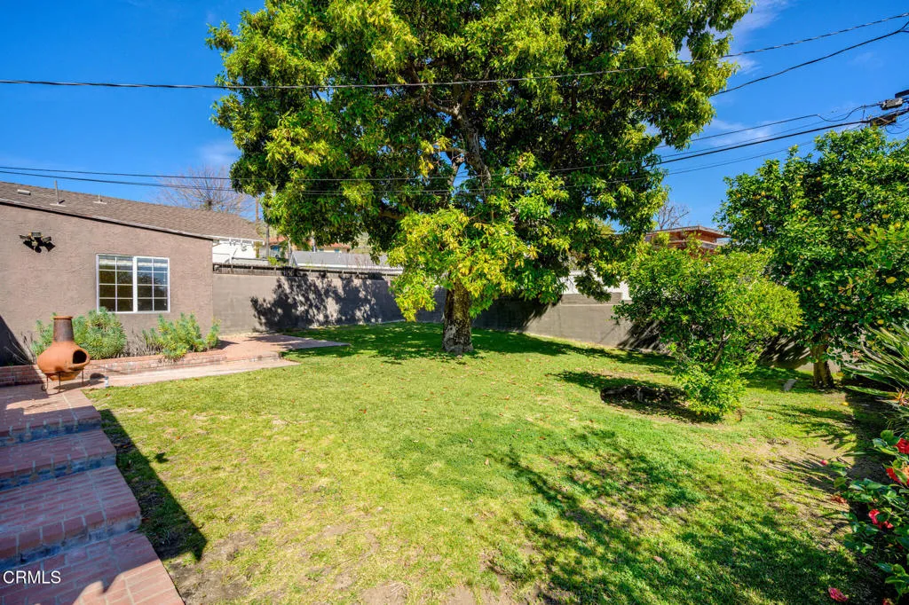 2444 N Parish Place, Burbank, California 91504 home-pic-34