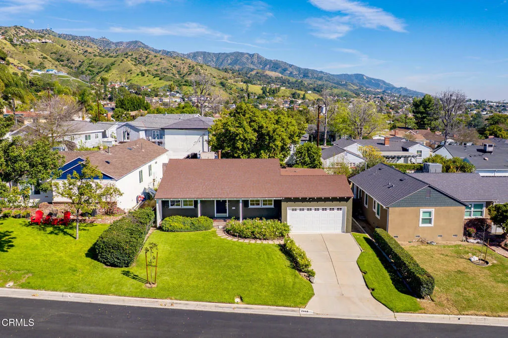 2444 N Parish Place, Burbank, California 91504 home-pic-51