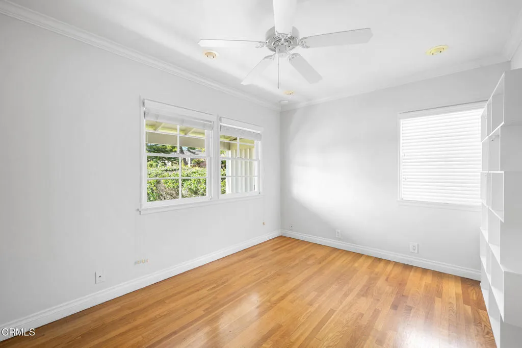2444 N Parish Place, Burbank, California 91504 home-pic-22